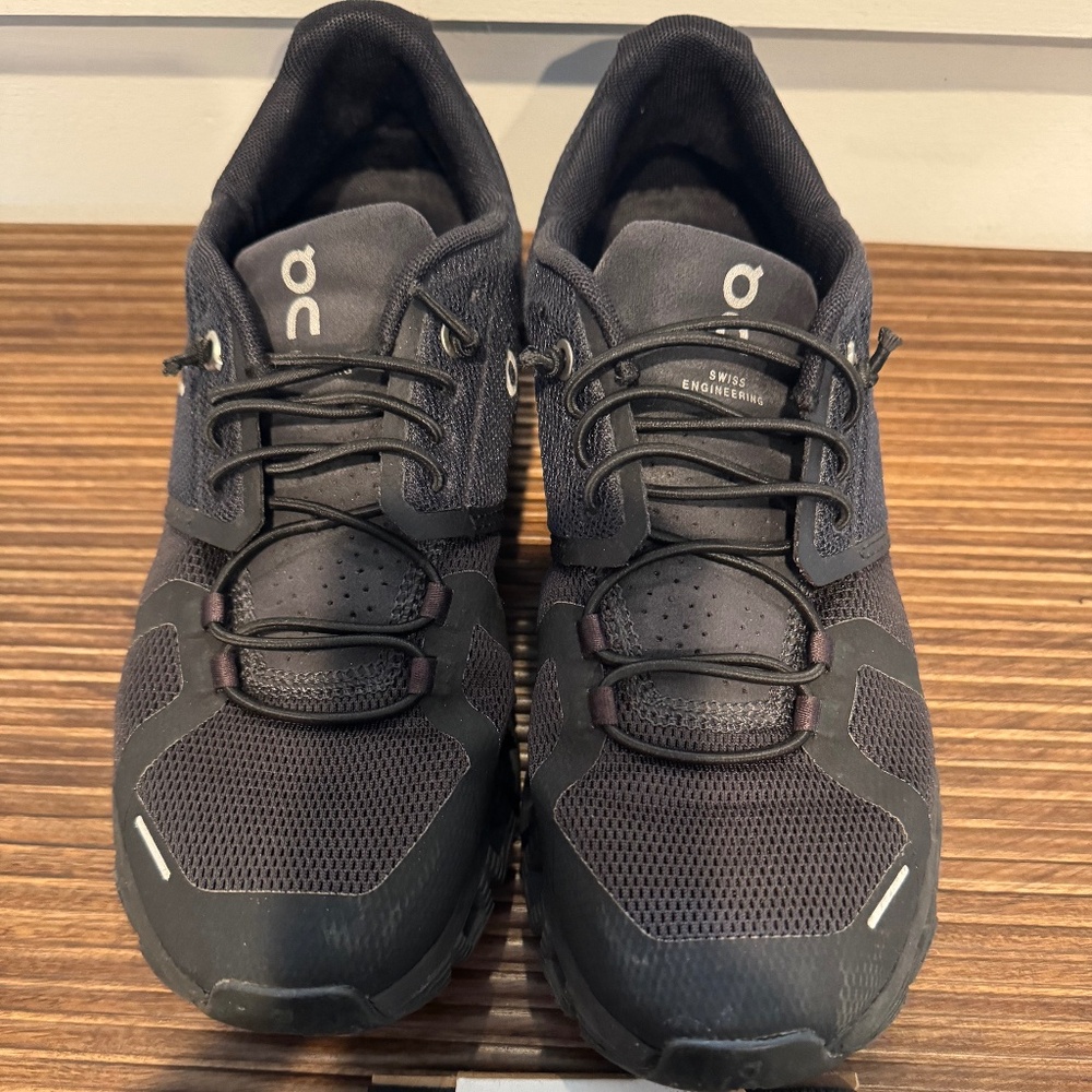 WOMEN'S ON CLOUD6 SNEAKERS, SIZE 9